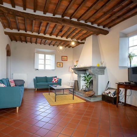 Ampio Appartamento Completamente Rinnovato Con Vista E Piscina Лукка Экстерьер фото