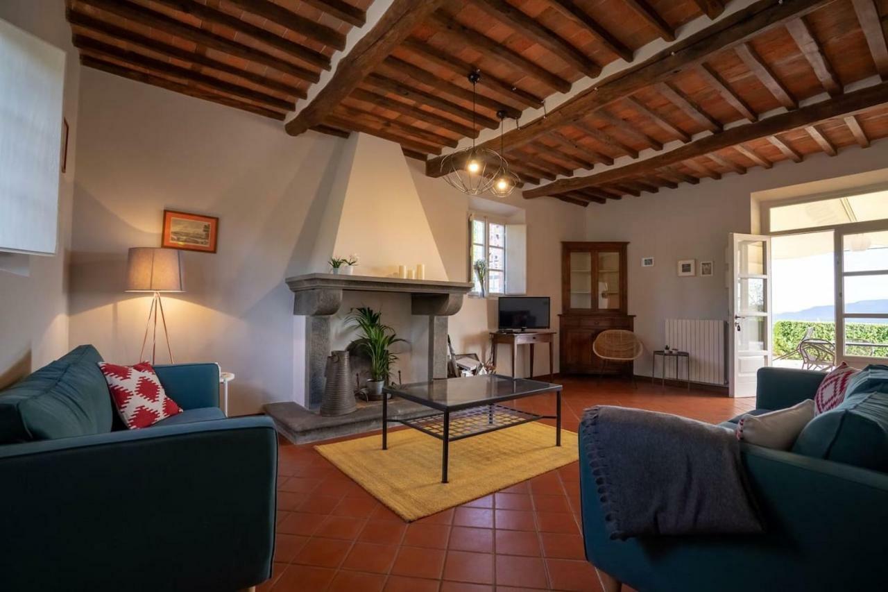 Ampio Appartamento Completamente Rinnovato Con Vista E Piscina Лукка Экстерьер фото